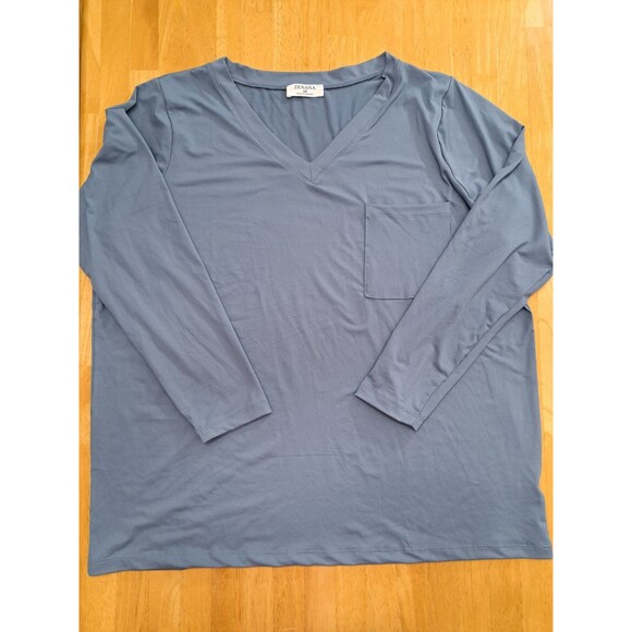 Zenana Long Sleeve V-Neck Pocket Tee Lot of 2 Blue & Black Women’s Size 2X - Picture 2 of 15